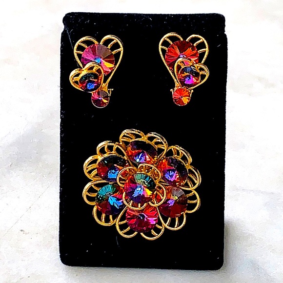 JULIANA D & L HEARTS BROOCH & EARRINGS CLIP ON VINTAGE GOLD WATERMELON CRYSTAL - Picture 1 of 11